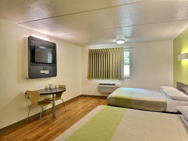 Motel 6-Danvers, Ma - Boston North Exterior photo