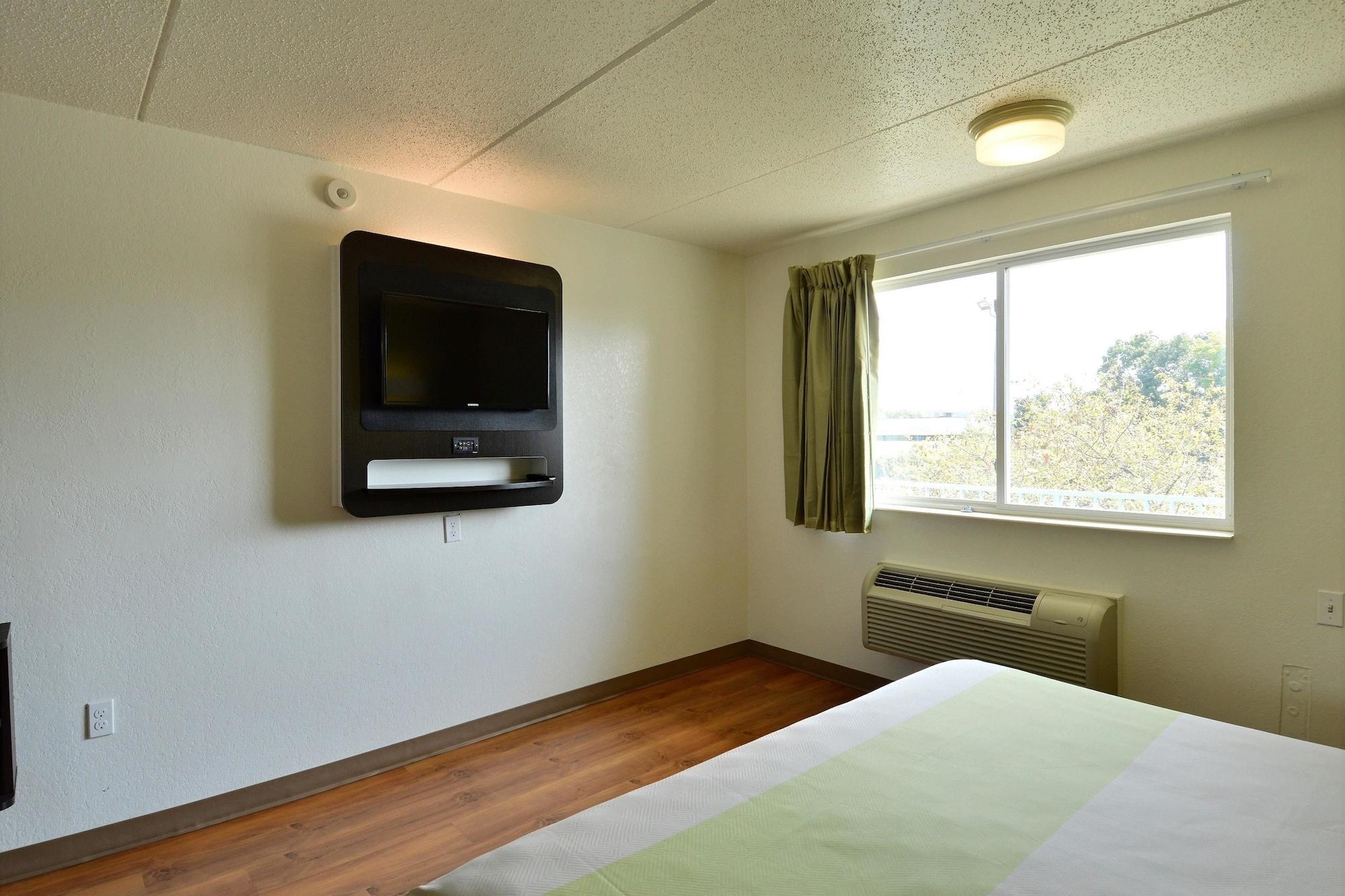 Motel 6-Danvers, Ma - Boston North Exterior photo