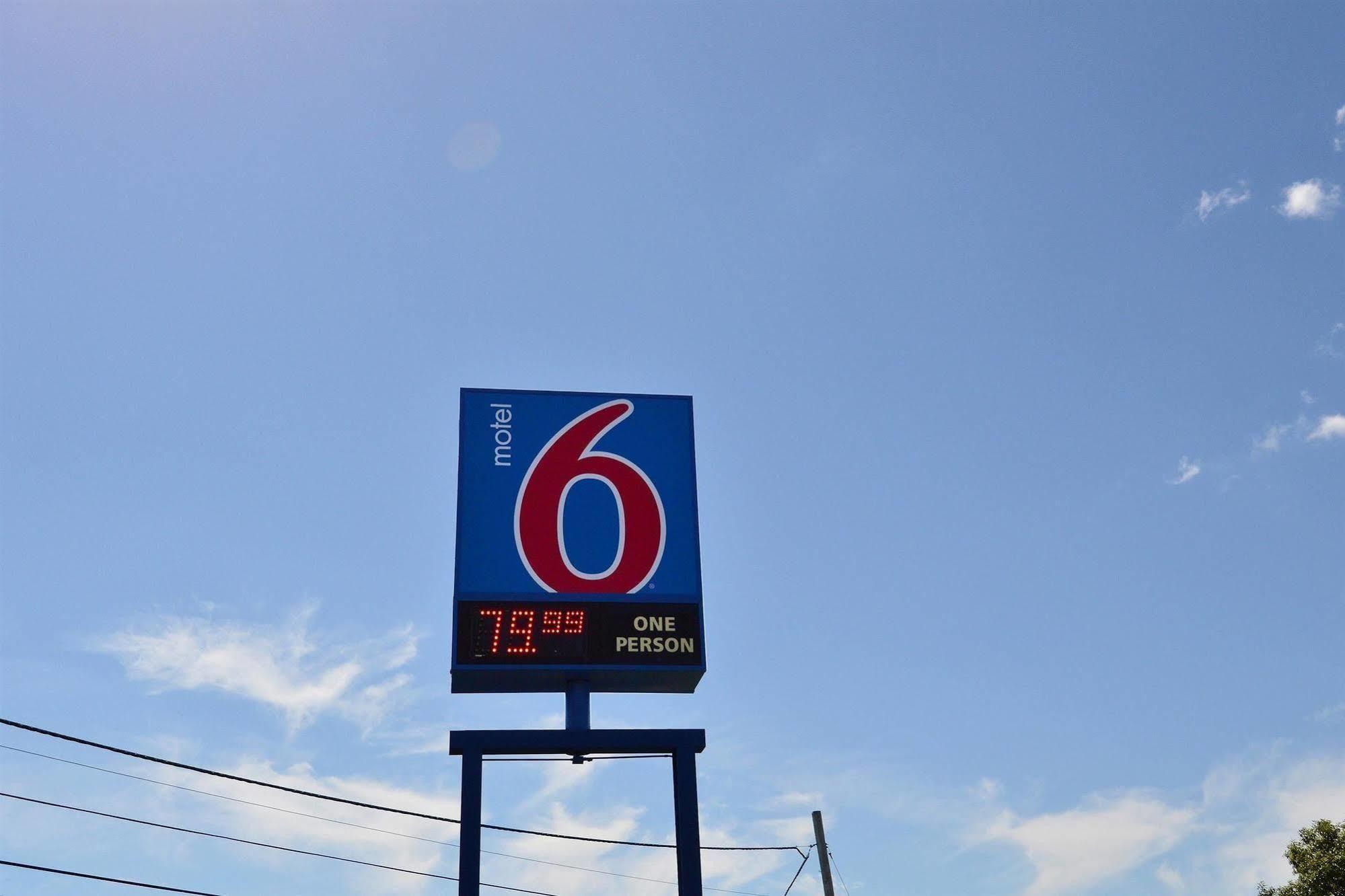 Motel 6-Danvers, Ma - Boston North Exterior photo